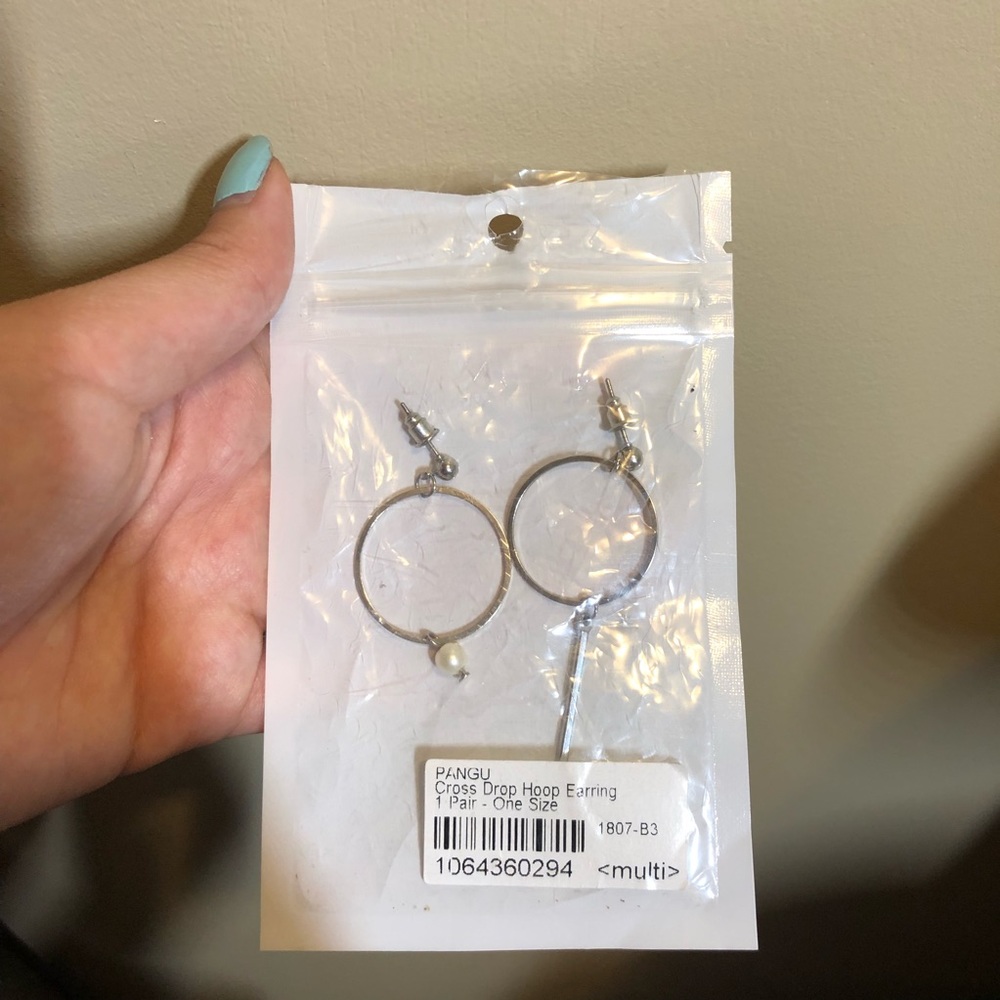 silver asymmetrical hoop pearl earrings